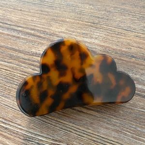 Hair clip in cool brown pattern